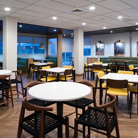 Fairfield Inn & Suites By Marriott Charlotte University Research Park المظهر الخارجي الصورة